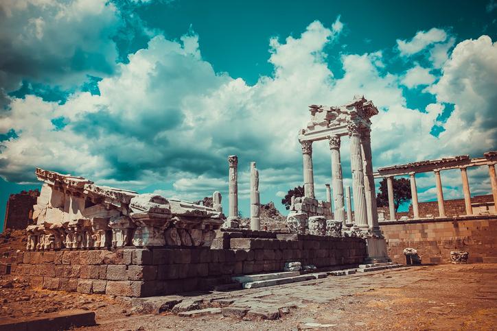 Ancient Greek ruins for the blog post of why are museums important for children's development